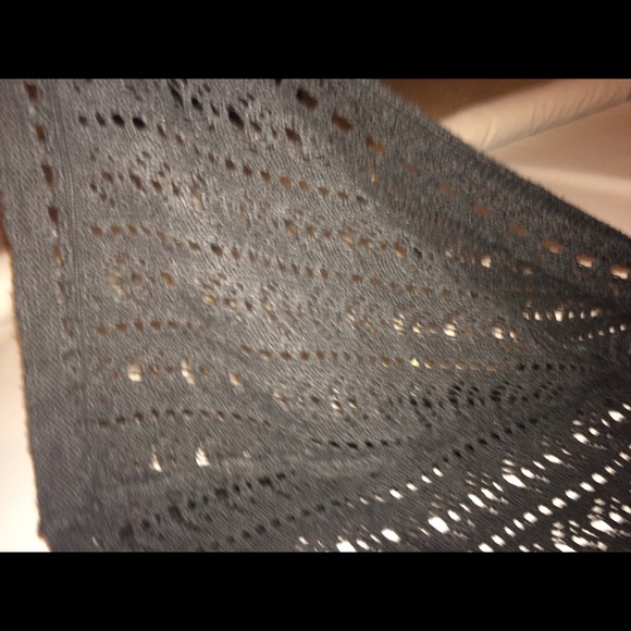 Hollister knitted cardigan - Picture 2 of 7